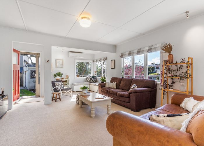  at 2 Lees Way, Otumoetai, Tauranga