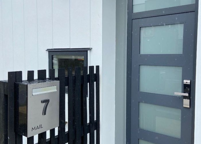  at 7 Papa Takaro Lane, Flat Bush, Manukau City, Auckland