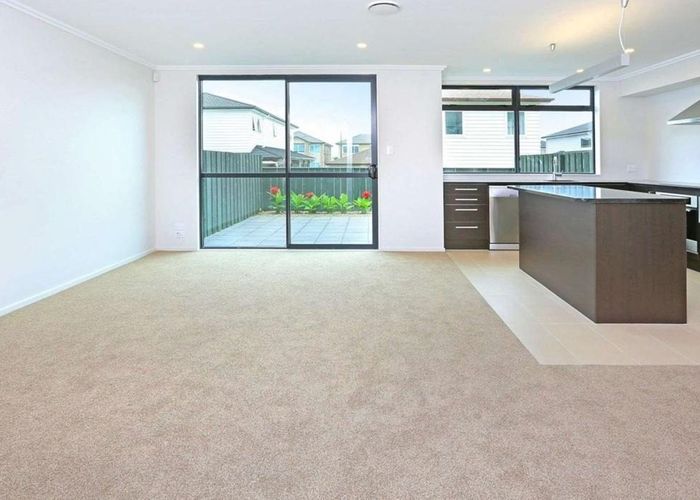  at 24/182 Flat Bush School Road, Flat Bush, Manukau City, Auckland