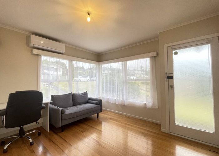  at 8/12  Raines Avenue, Forrest Hill, North Shore City, Auckland