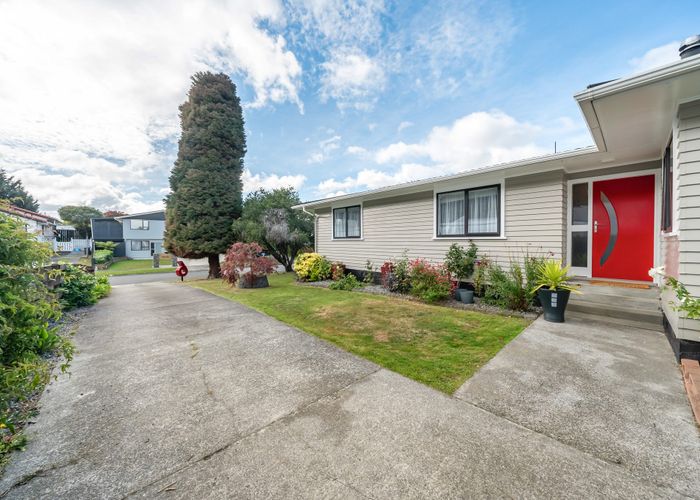  at 6 Topeka Grove, Totara Park, Upper Hutt