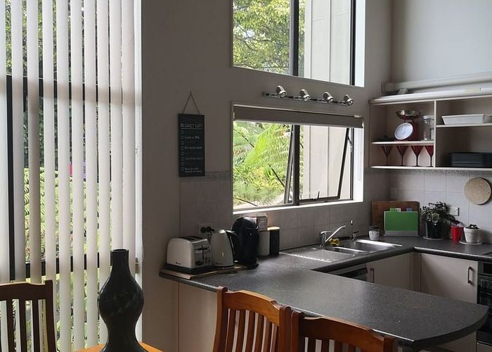  at 8 Theodora Place, Mairangi Bay, North Shore City, Auckland