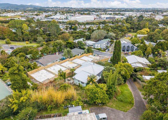  at 10 Seymour Road, Sunnyvale, Waitakere City, Auckland