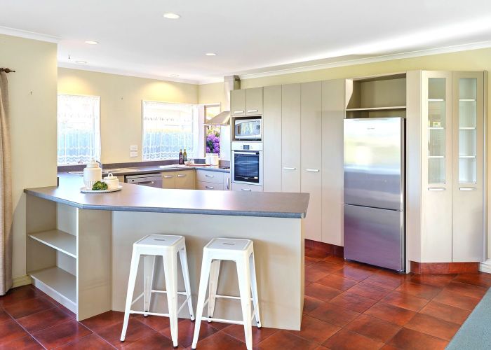 at 5 Marewa Place, Waikanae Beach, Waikanae