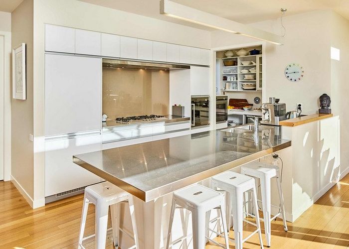  at 31 Pendennis Point, Camborne, Porirua, Wellington