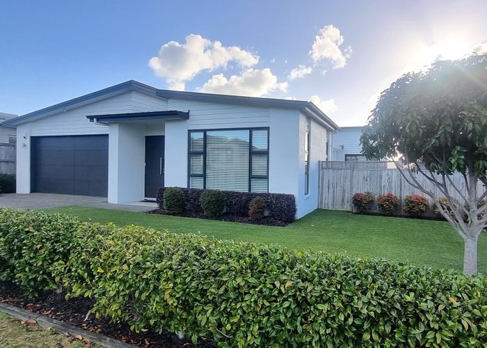  at 26 Mahutonga Avenue, Beachlands, Auckland