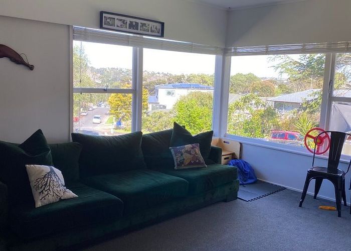  at 1/12 Gladys Avenue, Glenfield, North Shore City, Auckland