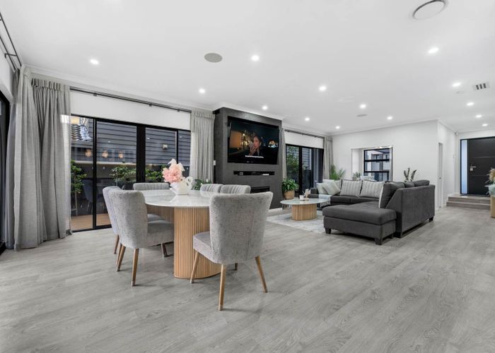  at 19  Tinaku Road, Flat Bush, Manukau City, Auckland