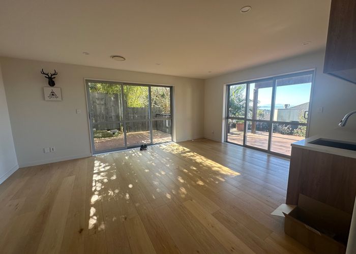  at 501A East Coast Road, Murrays Bay, North Shore City, Auckland