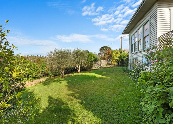  at 127 Deep Creek Road, Torbay, Auckland