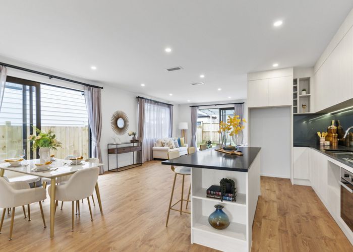  at 72 Drumbuoy Drive, Flat Bush, Auckland