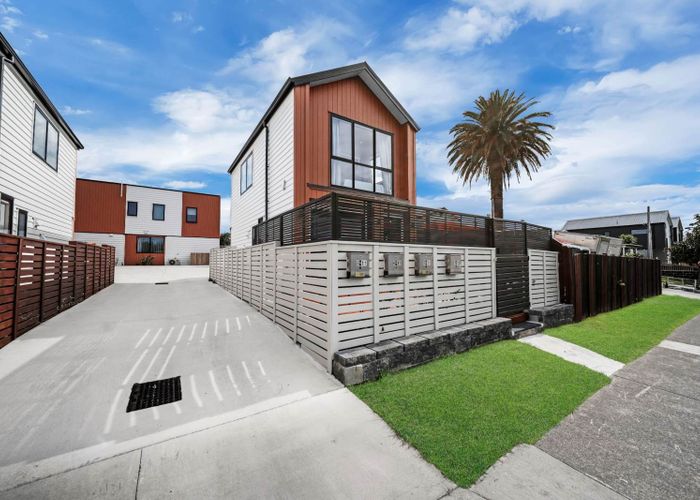  at 1/11 McLean Avenue, Papatoetoe, Manukau City, Auckland