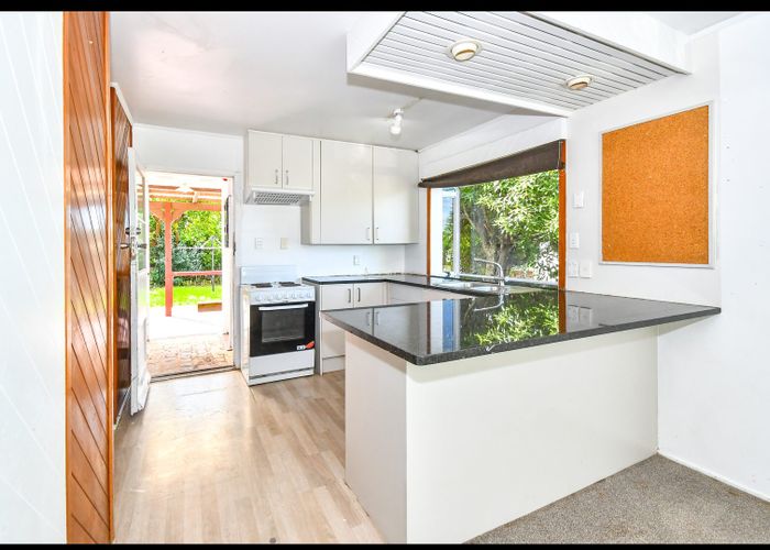  at 12 Damian Way, Weymouth, Auckland