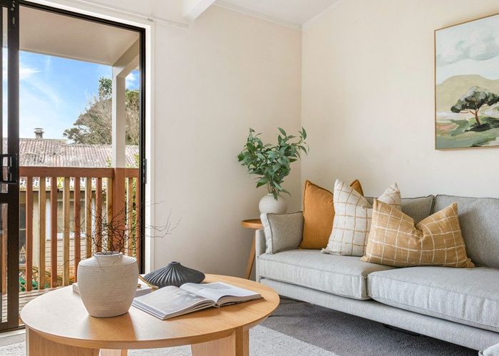 at 35 Autumn Ave, Glen Eden, Waitakere City, Auckland