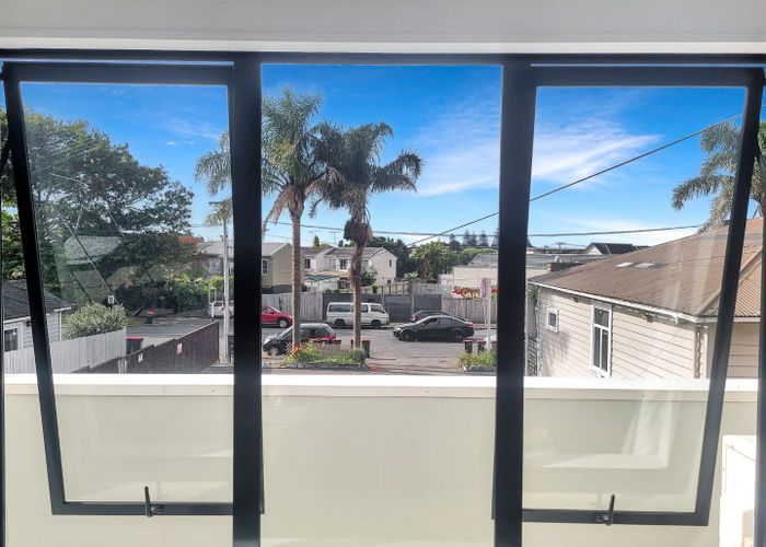  at 10L Campbell Road, Royal Oak, Auckland City, Auckland