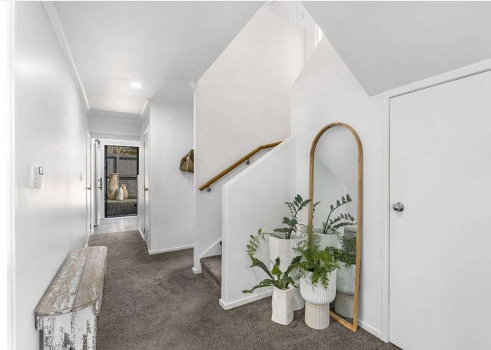  at 16A Valley Road, Browns Bay, North Shore City, Auckland