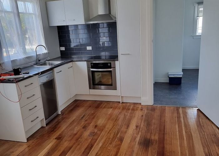  at 32 Lippiatt Road, Otahuhu, Auckland