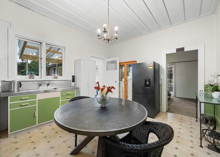  at 14 Mcleod Road, Henderson, Waitakere City, Auckland