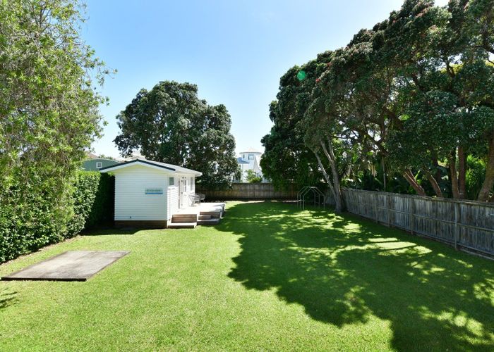  at 20 Glamis Avenue, Manly, Whangaparaoa
