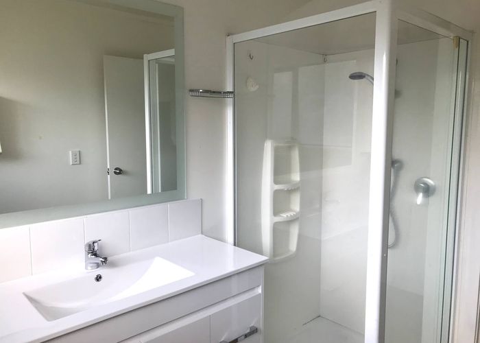  at 3B Mungavin Avenue, Ranui, Porirua