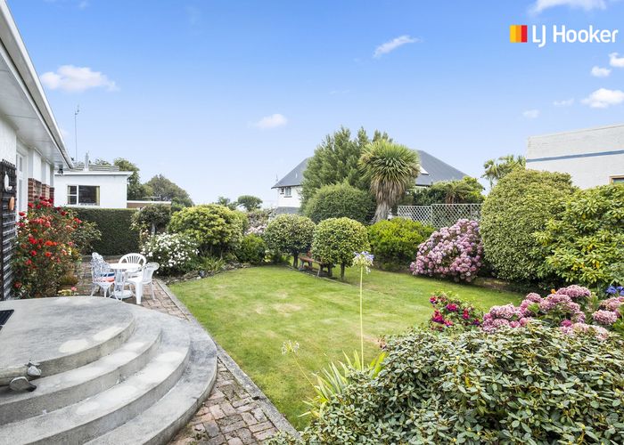  at 105 Highcliff Road, Andersons Bay, Dunedin