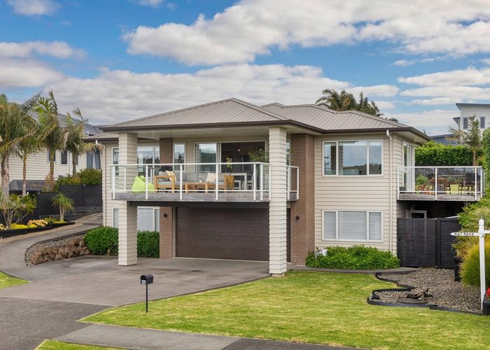  at 40 Weatherly Drive, Beachlands, Auckland