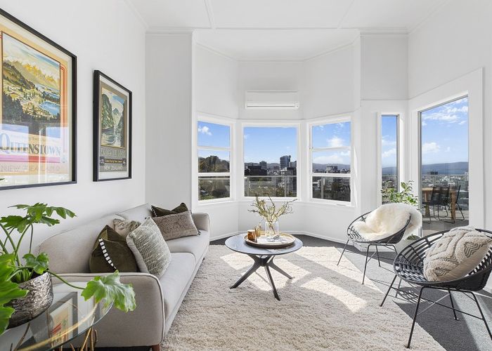  at 12 Maarama Crescent, Aro Valley, Wellington