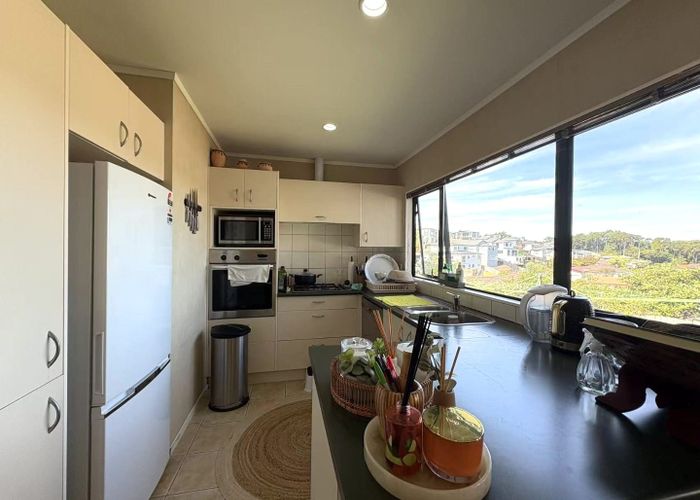  at 14a Virginia Street, Henderson, Waitakere City, Auckland