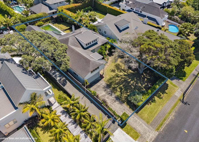  at 8 Tiri Road, Milford, North Shore City, Auckland