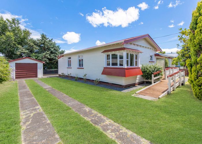  at 3 Carlton Avenue, Gonville, Whanganui