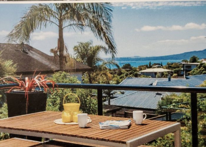 For rent 209a East Coast Road, Castor Bay, North Shore City, Auckland