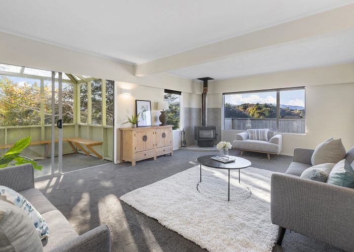  at 9 Keel Place, Whitby, Porirua, Wellington