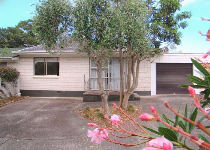  at 2/111 Panama Road, Mount Wellington, Auckland City, Auckland