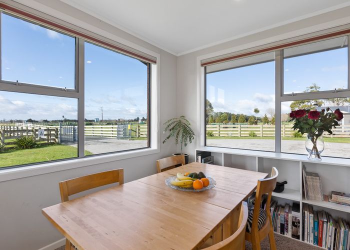  at 318 Mountain Road, Lepperton, New Plymouth