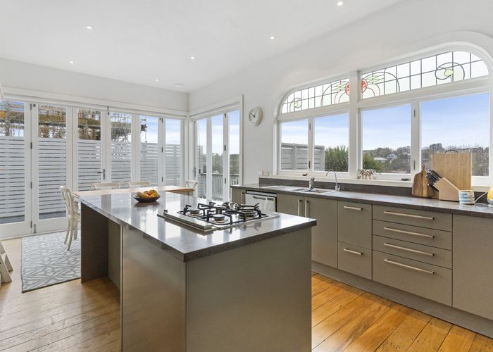  at 105 Bell Road, Remuera, Auckland