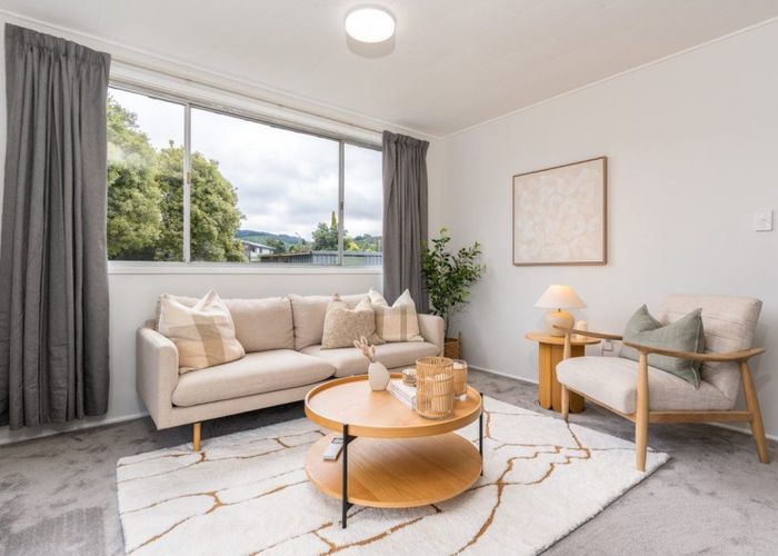  at 5a Sequoia Place, Maoribank, Upper Hutt, Wellington