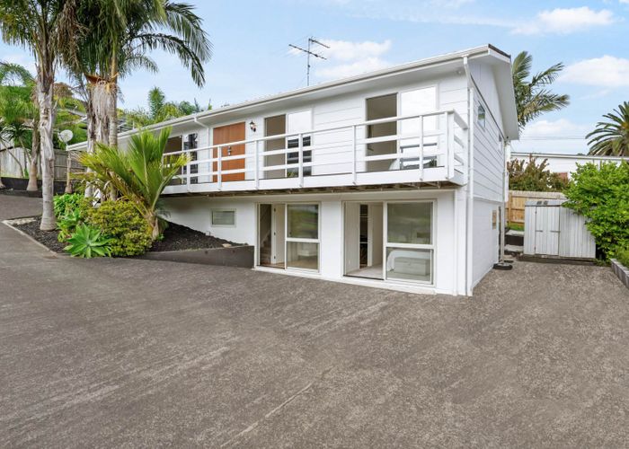  at 666 Beach Road, Browns Bay, Auckland