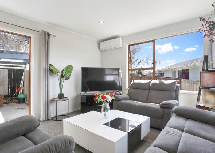  at 5  Holborn Place, Papatoetoe, Manukau City, Auckland