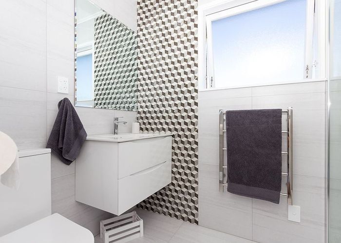  at 1/40A Hamlin Road, Mount Wellington, Auckland City, Auckland