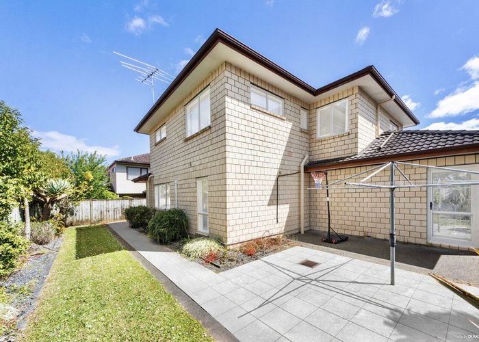 at 3 Bridgefield Crescent, Flat Bush, Manukau City, Auckland