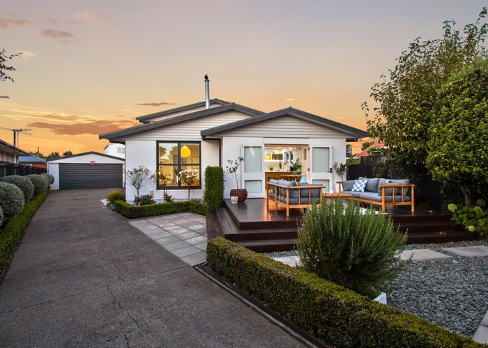  at 21 Woodstock Place, Russley, Christchurch City, Canterbury