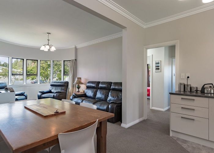  at 5 Henry Street, Ebdentown, Upper Hutt, Wellington