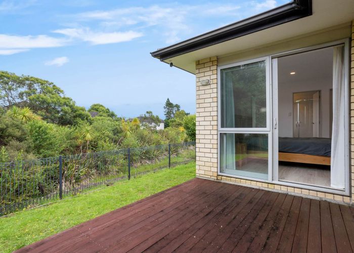  at 5 Northbrook Close, Greenhithe, Auckland