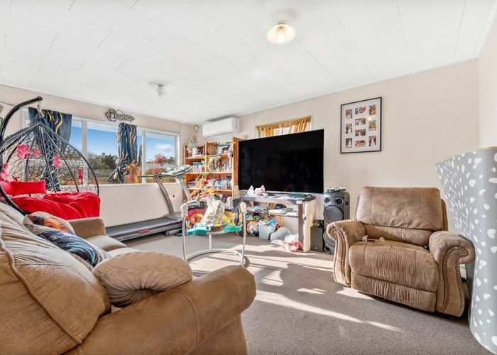  at 53 Kindergarten Drive, Conifer Grove, Papakura, Auckland