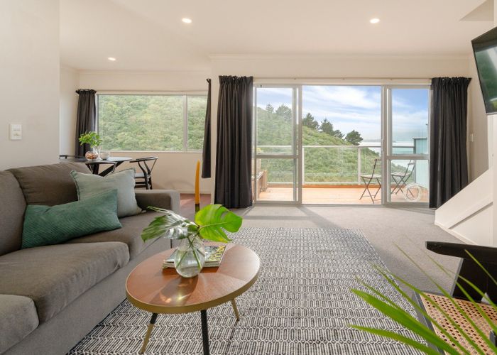  at 17F Onslow Road, Khandallah, Wellington