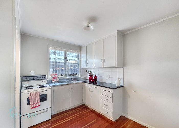  at 4/50 Tennessee Avenue, Mangere East, Manukau City, Auckland