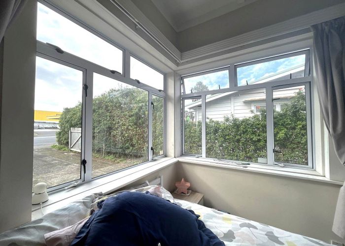  at 695 Mt Albert Road, Royal Oak, Auckland City, Auckland