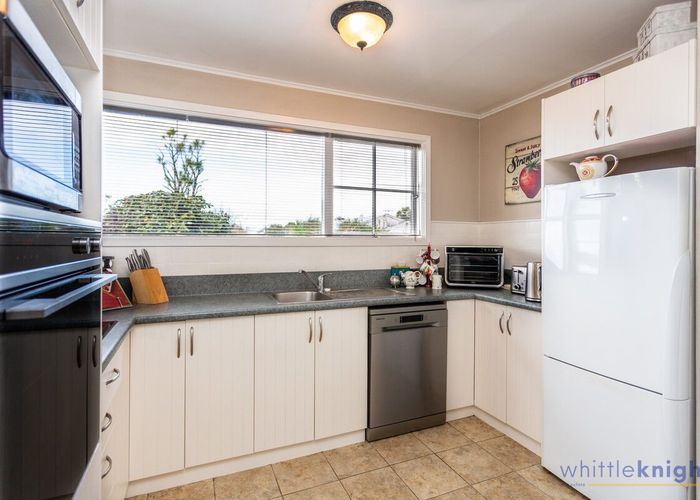  at 11 Straven Road, Riccarton, Christchurch City, Canterbury