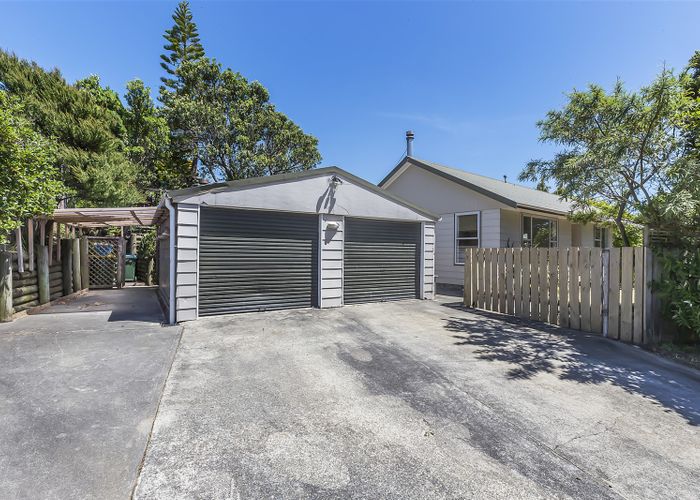  at 1 Mervyn Place, Plimmerton, Porirua