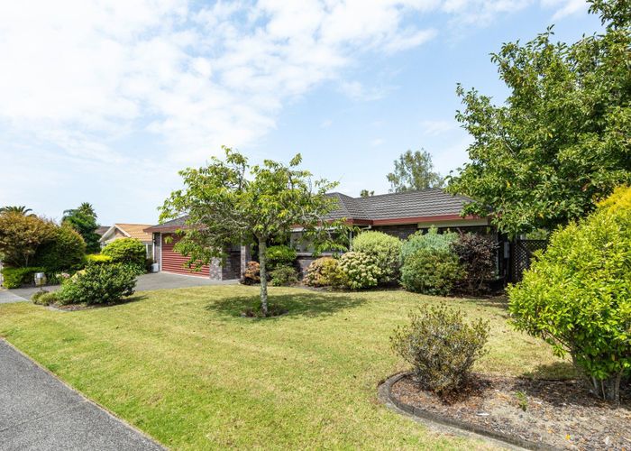  at 6 Moreland Avenue, Pukete, Hamilton